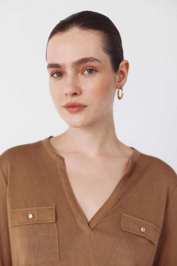 Bluzë me mëngë të gjata, Cortefiel