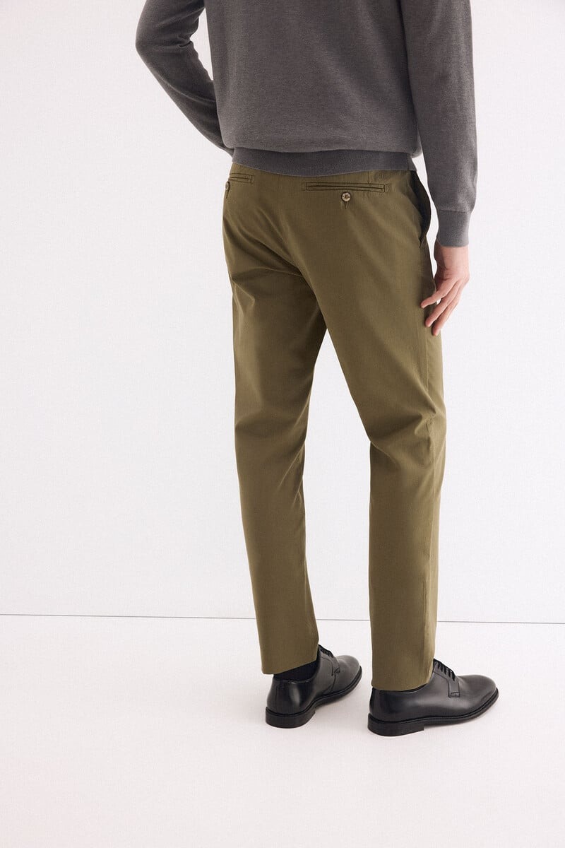 Pantallona slim-fit, Pedro del Hierro