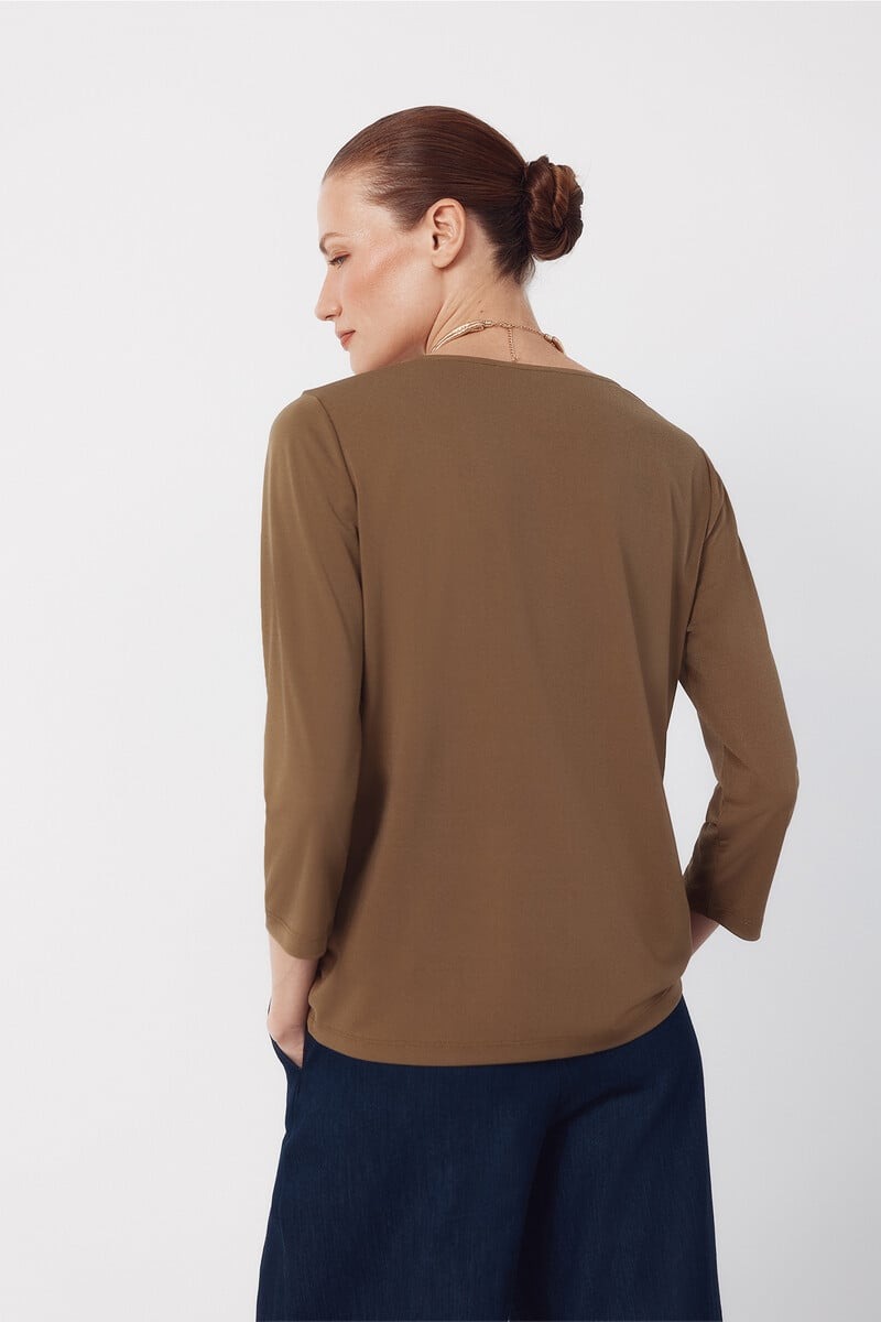 Bluzë me mëngë të gjata, Cortefiel