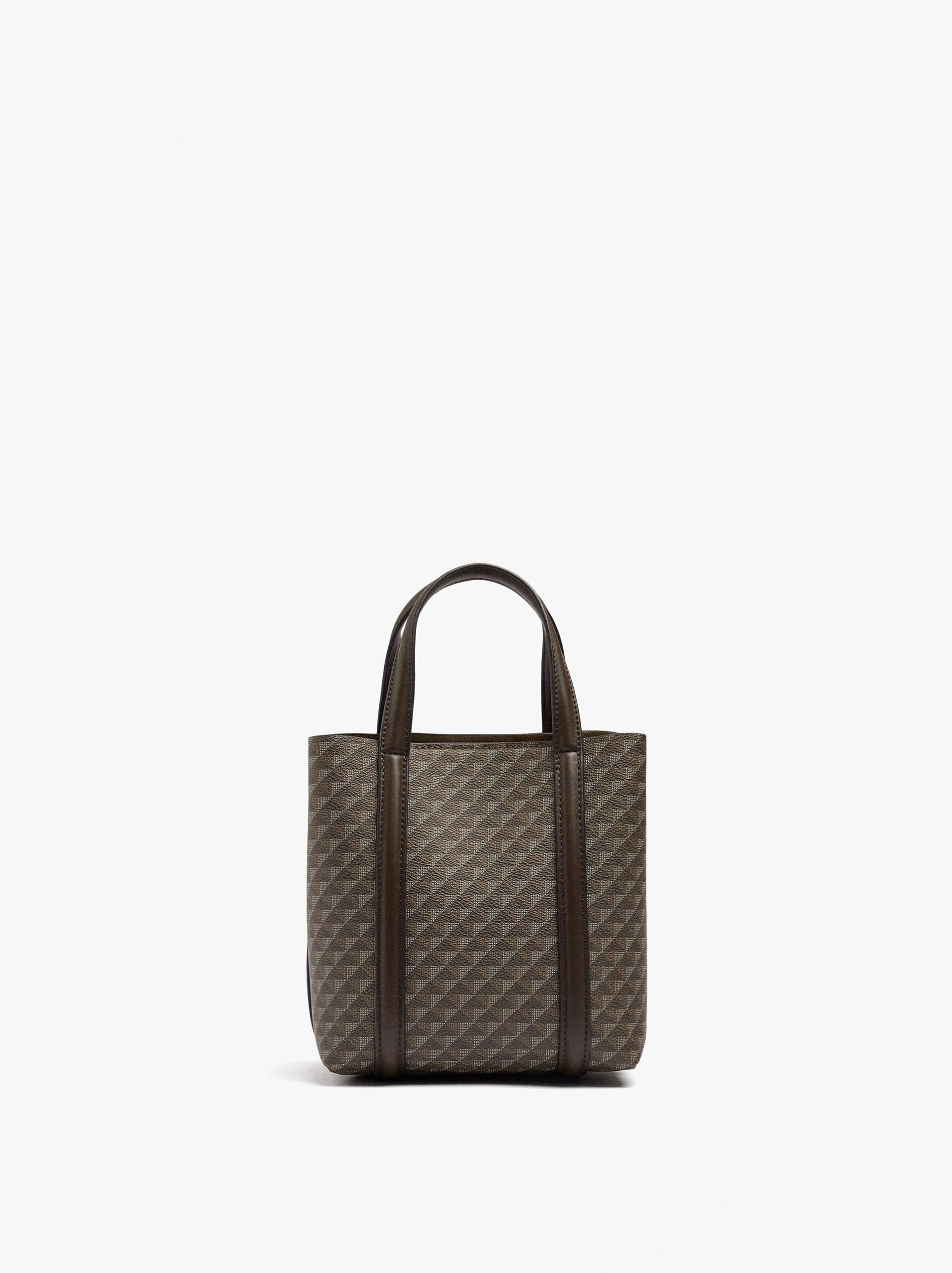 Çantë dore, Parfois