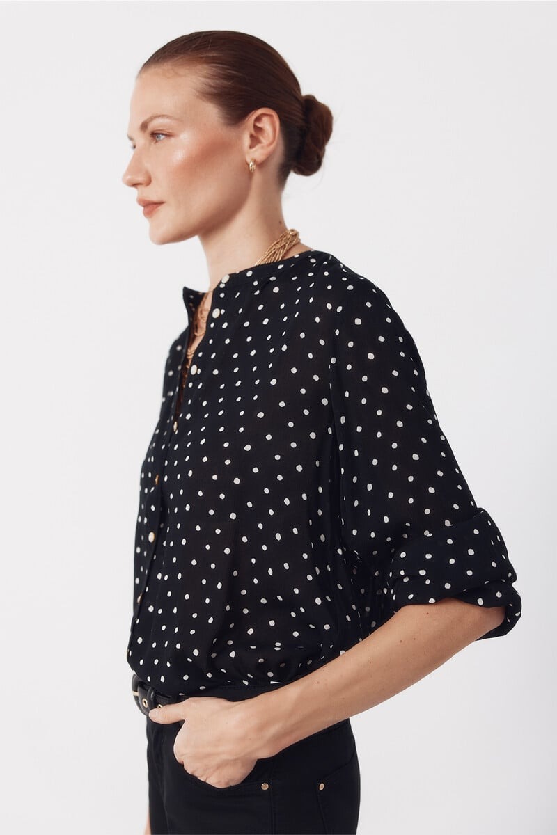 Bluzë me mëngë të gjata, Cortefiel