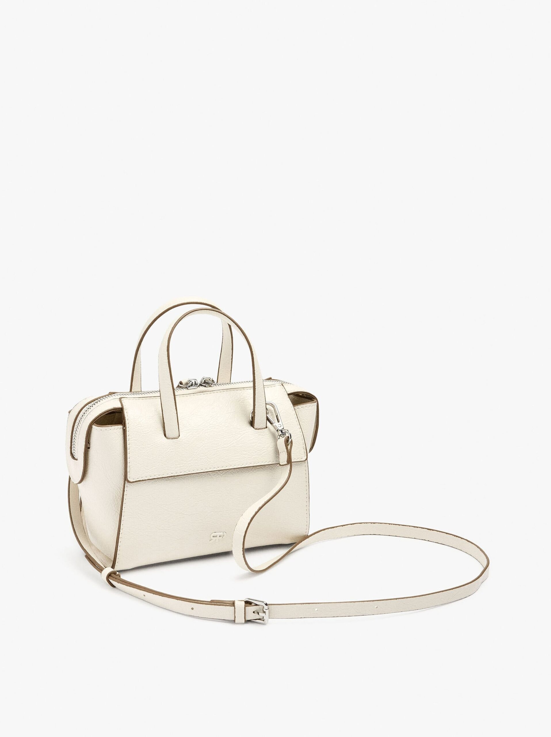 Çantë dore, Parfois