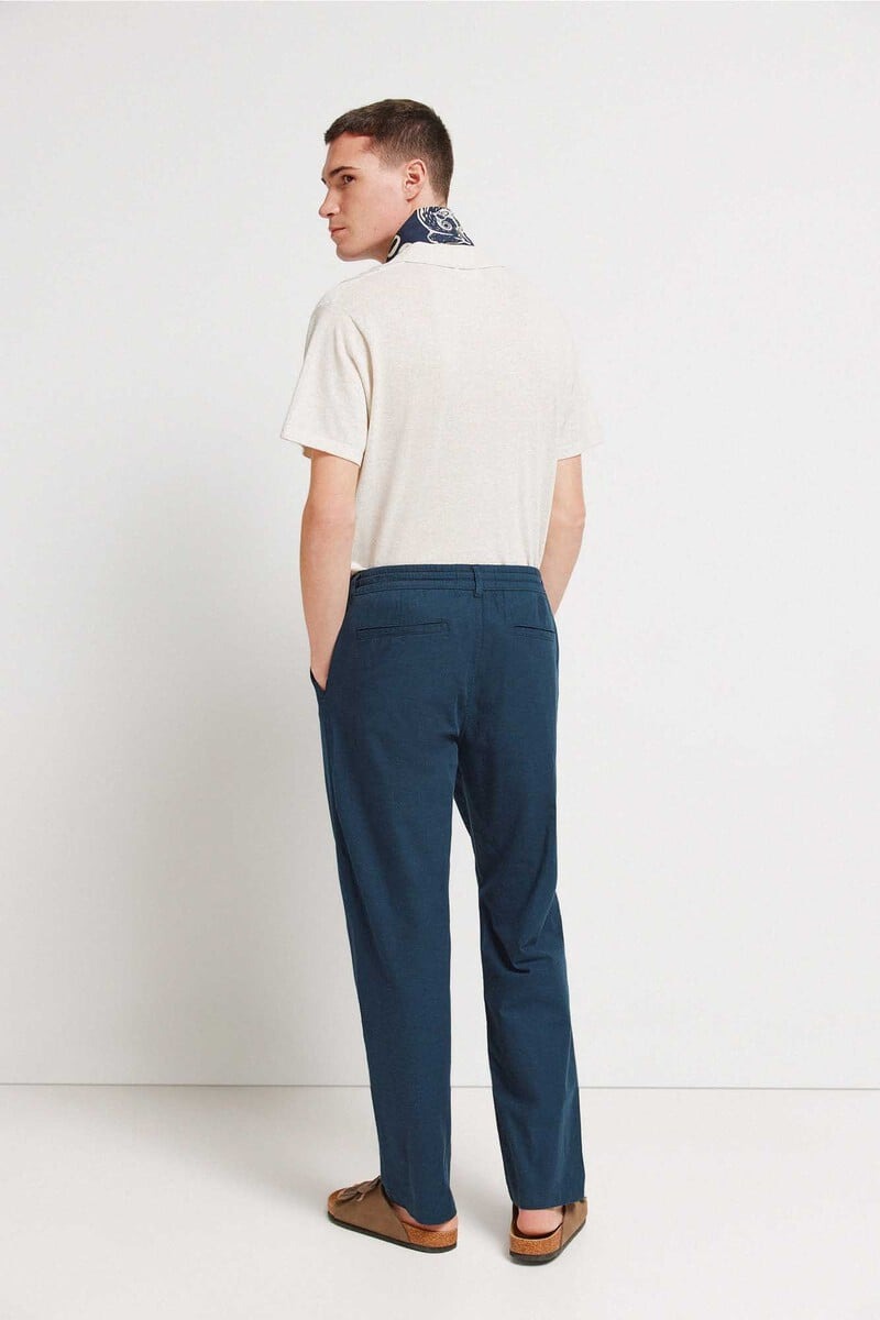 Pantallona të gjata, Springfield