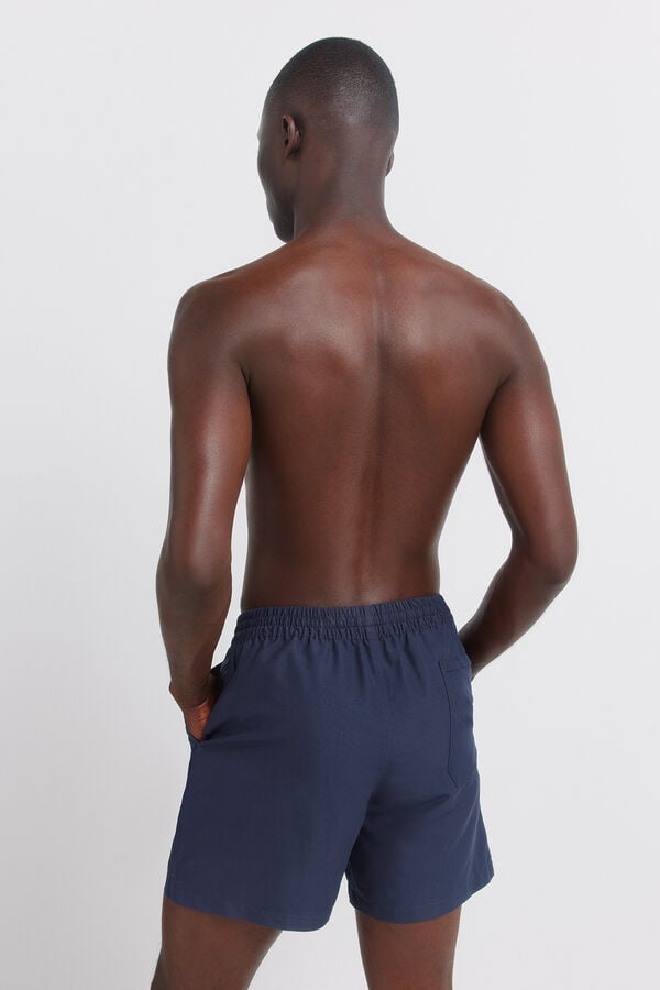 Tuta plazhi, Springfield