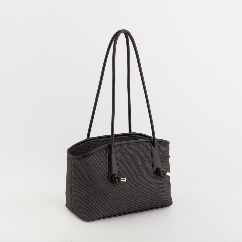 Çantë supi, Carpisa