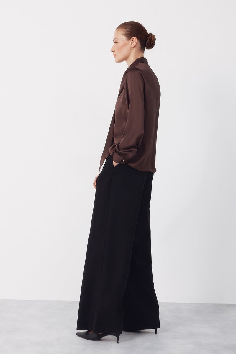 Bluzë me mëngë të gjata, Cortefiel