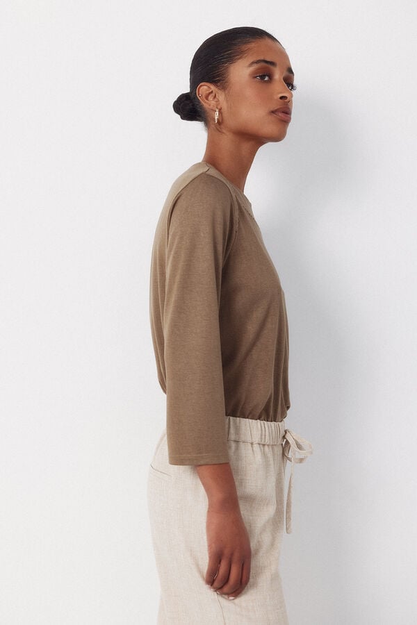 Bluzë me mëngë të gjata, Cortefiel