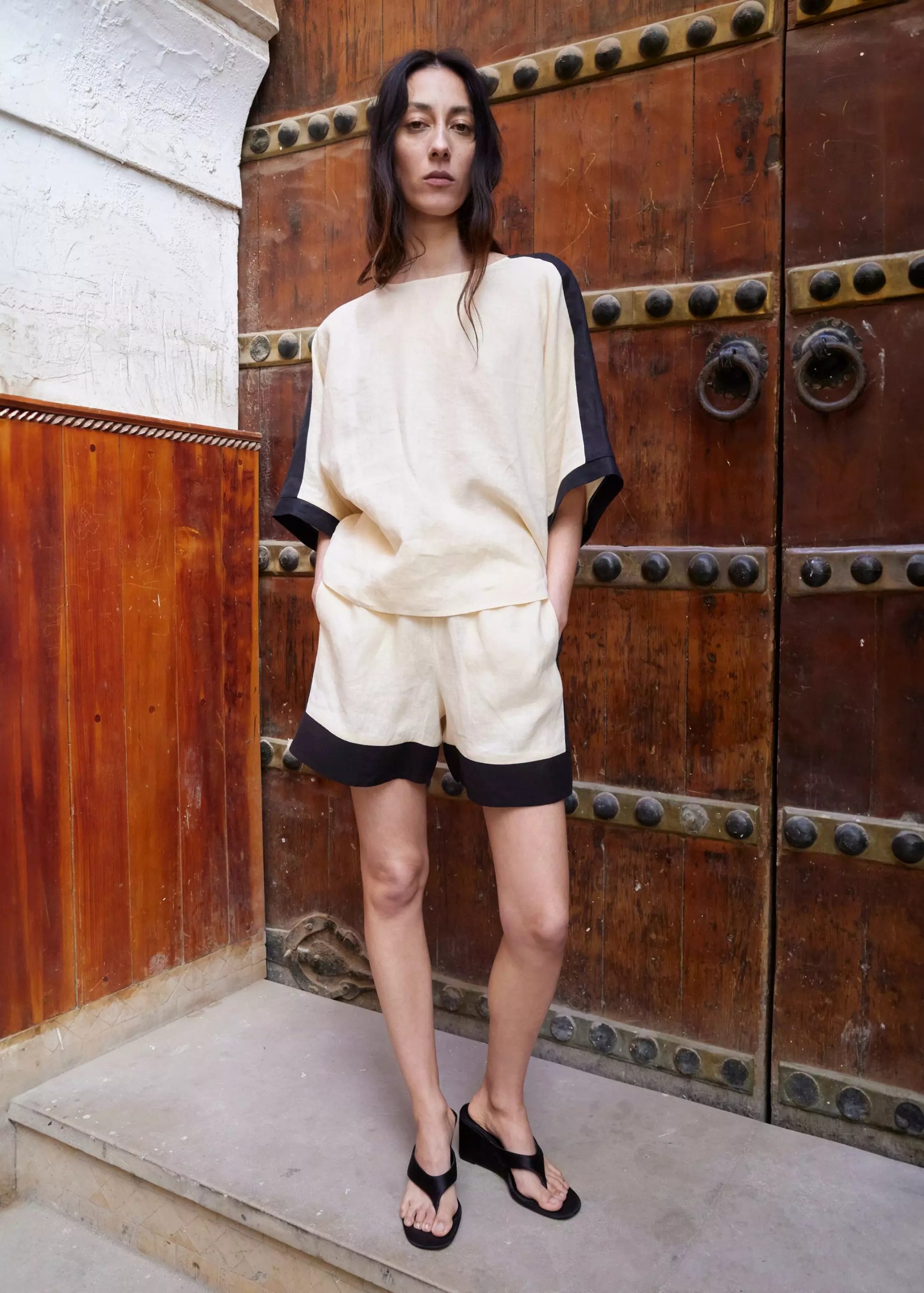 Pantallona të shkurtra, Mango