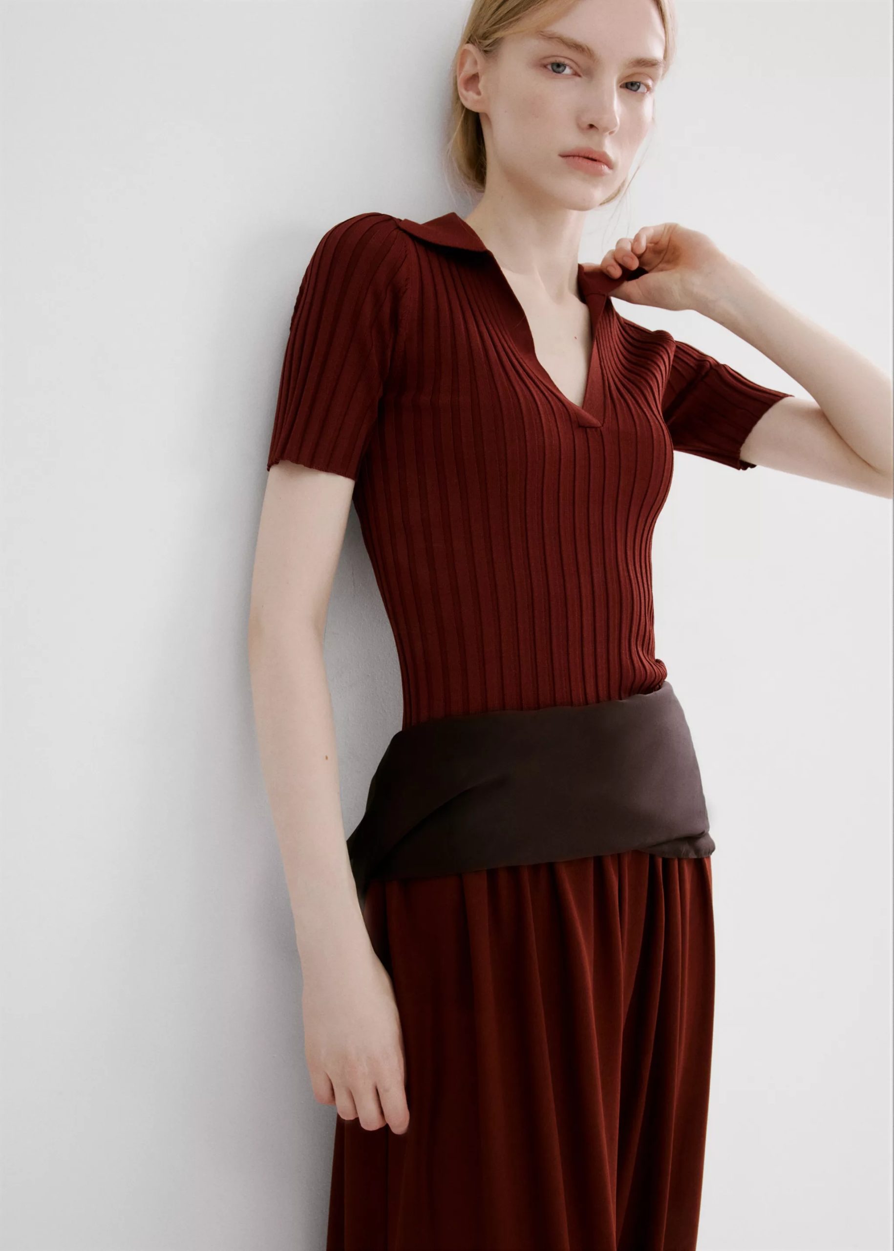 Bluzë me mëngë të shkurtra, Mango