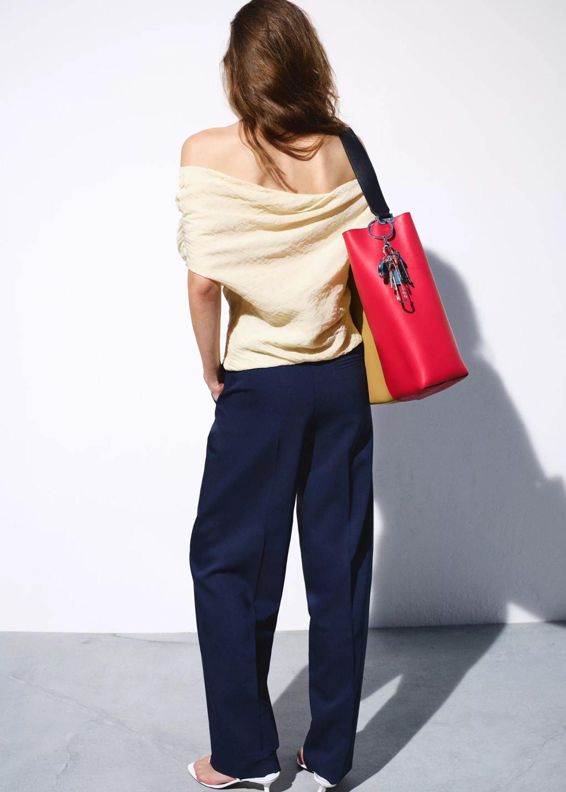 Pantallona të gjata, Mango