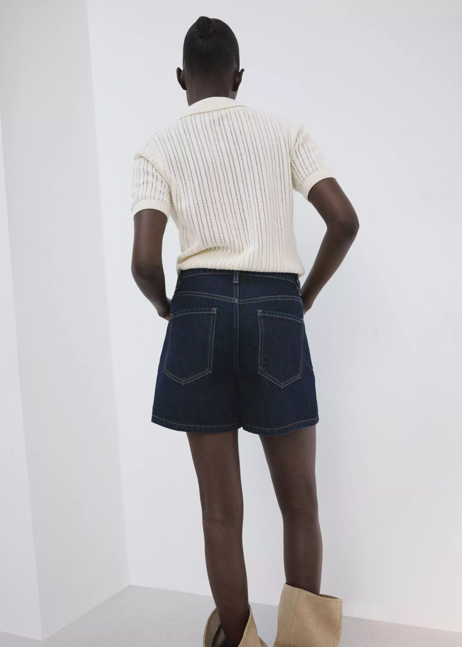 Xhinse të shkurtra, Mango