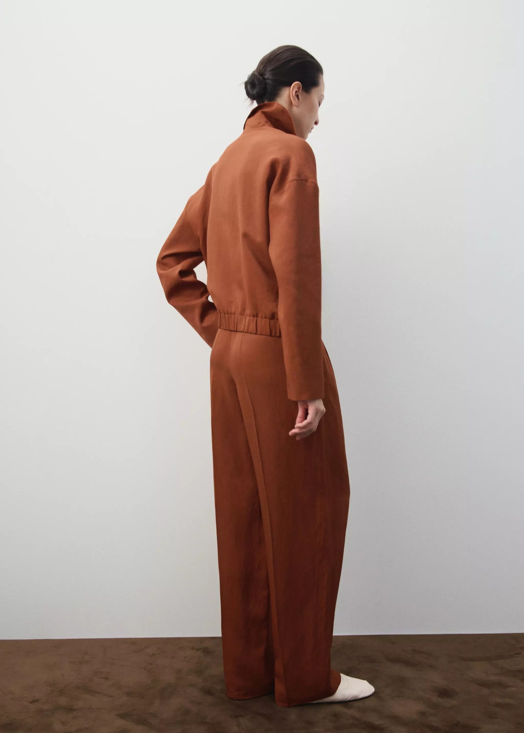 Pantallona të gjata, Mango