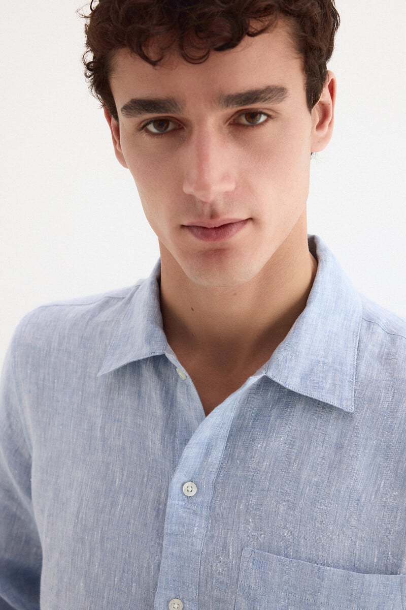Këmishë lino, Pedro Del Hierro
