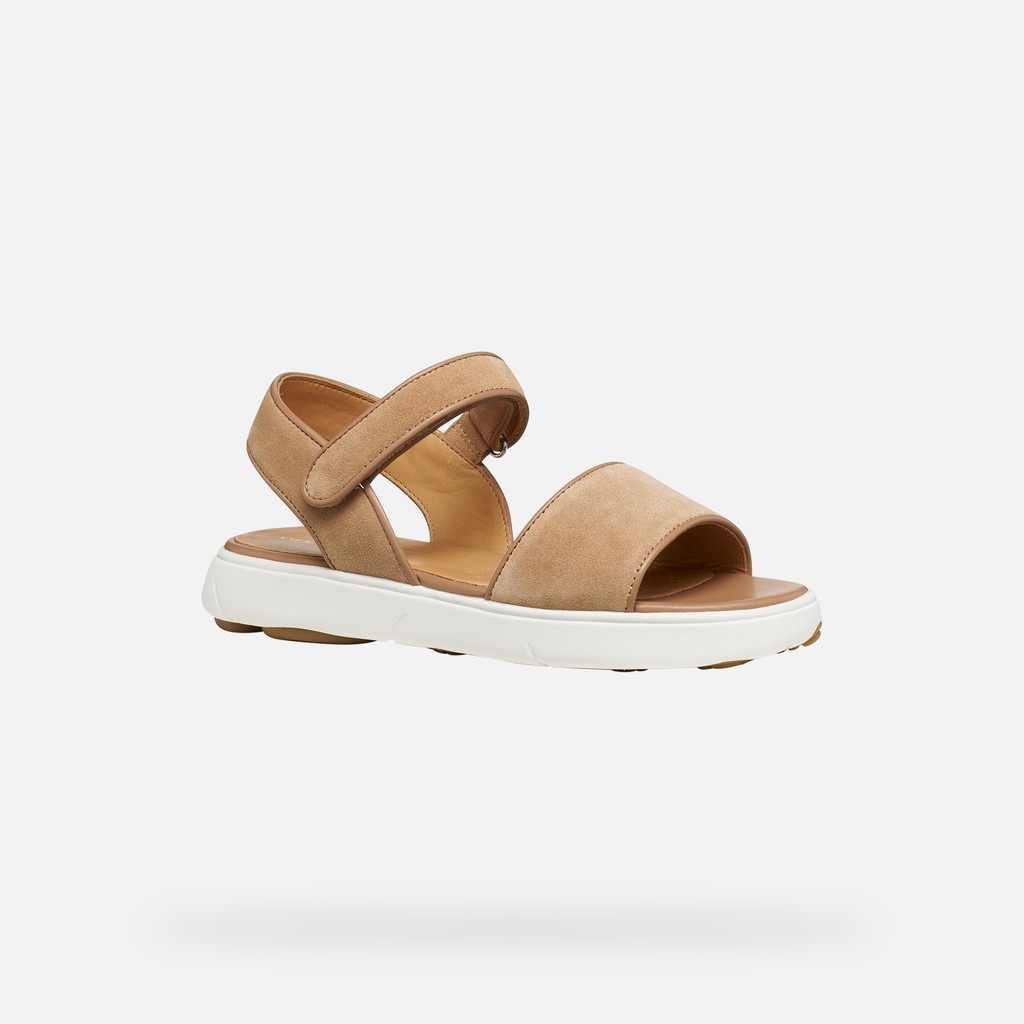 Sandale për femra, Geox