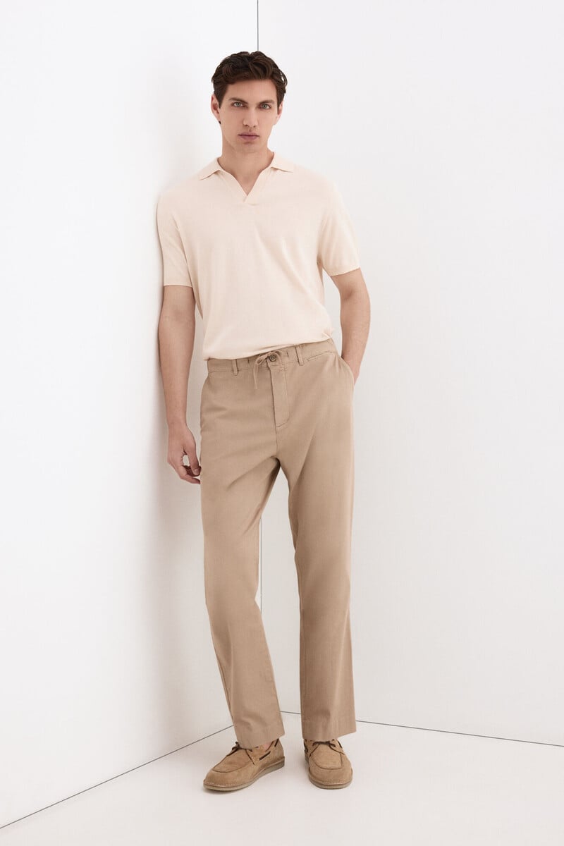 Pantallona të gjata, Pedro Del Hierro - M