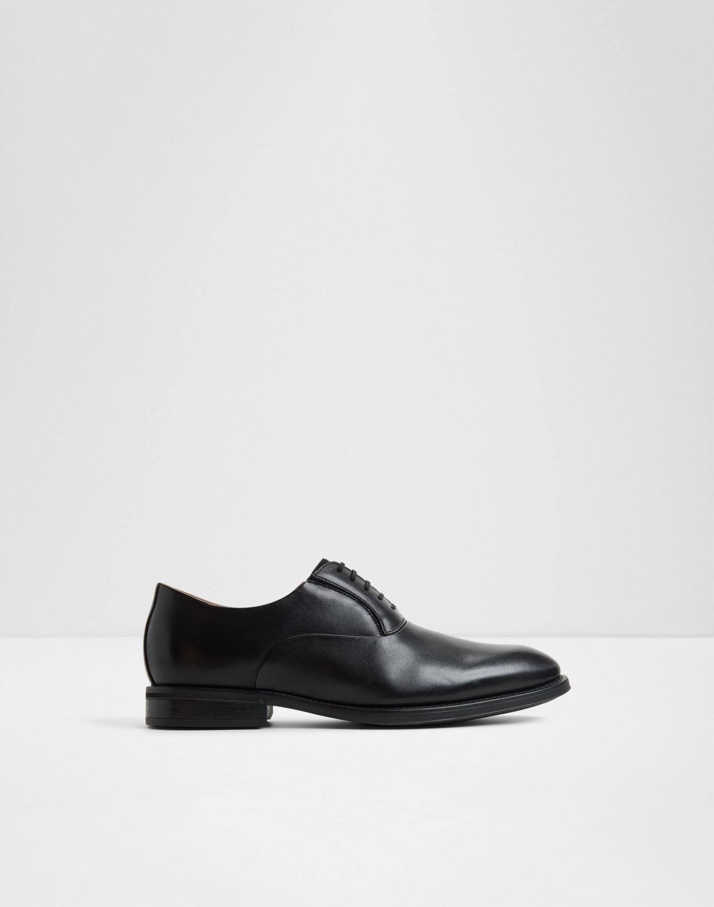 Këpucë lëkure, Aldo - 41