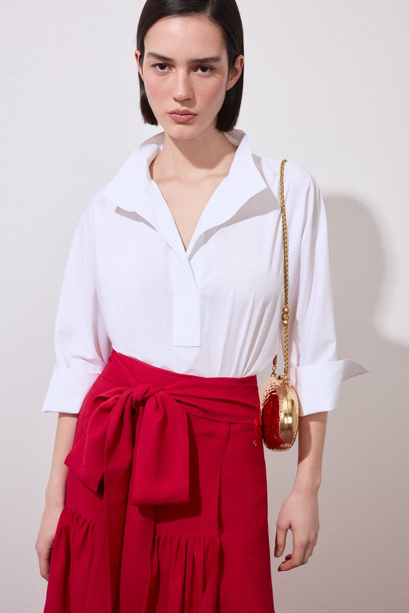 Këmishë për femra, Pedro Del Hierro - S