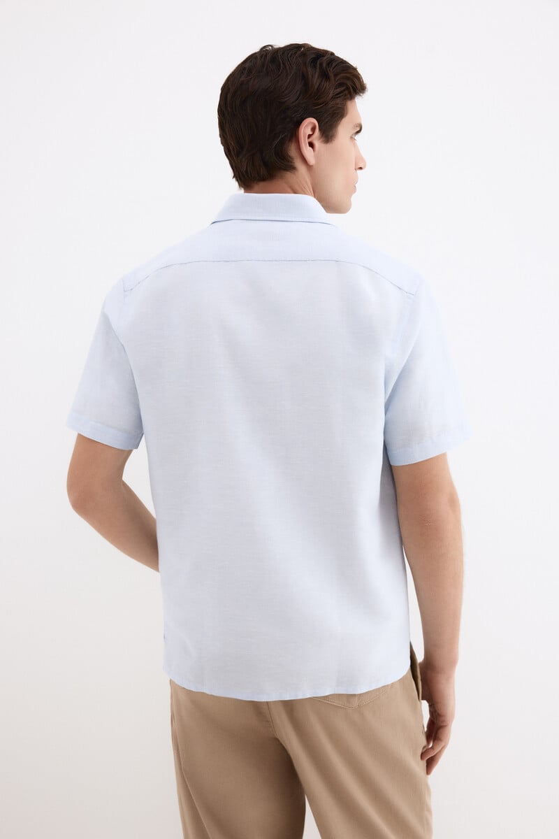 Këmishë lino, Pedro Del Hierro