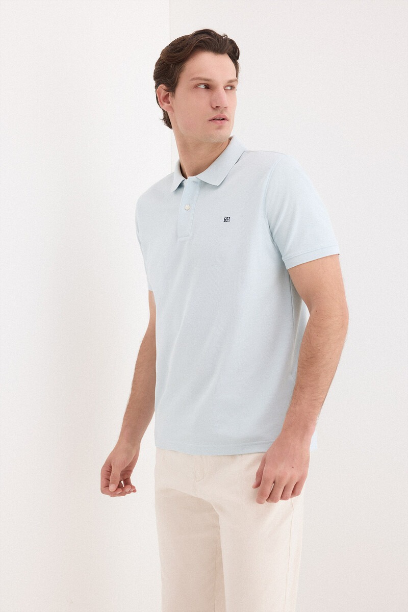 Polo me mëngë të shkurtra, Pedro del Hierro