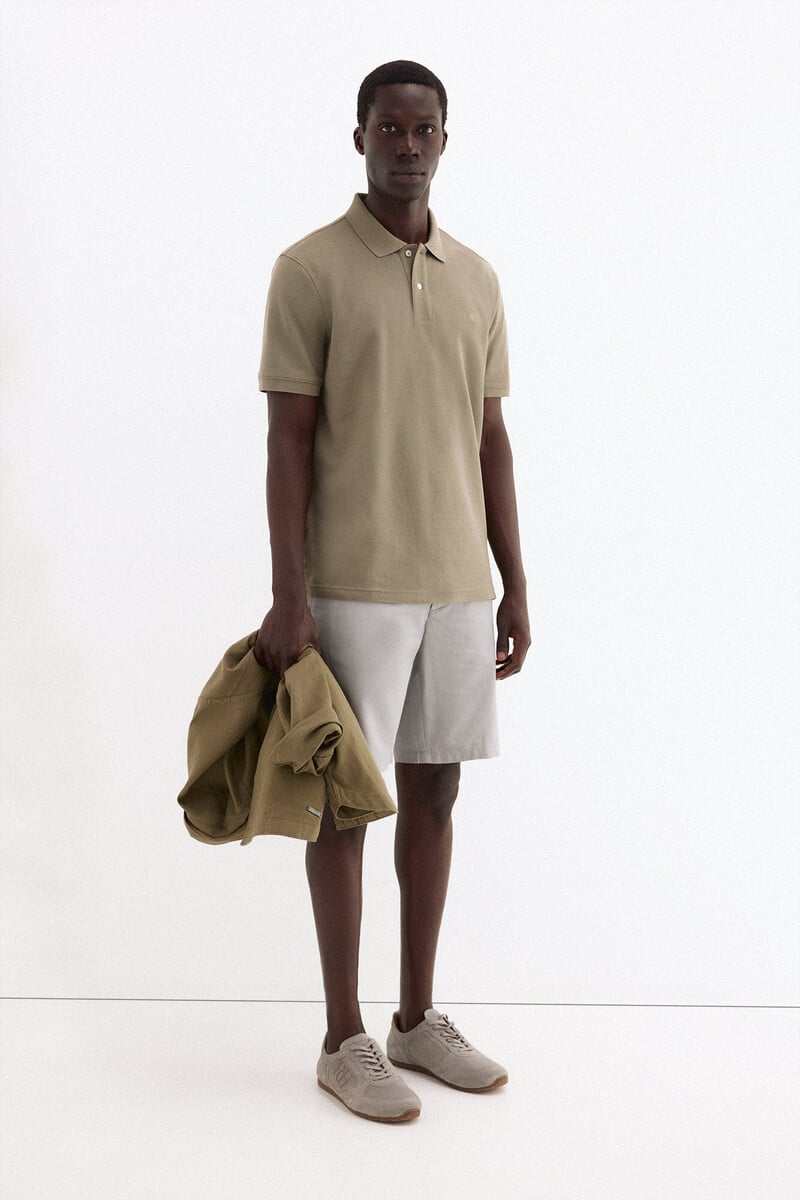 Pantallona të shkurtra, Pedro Del Hierro - 42