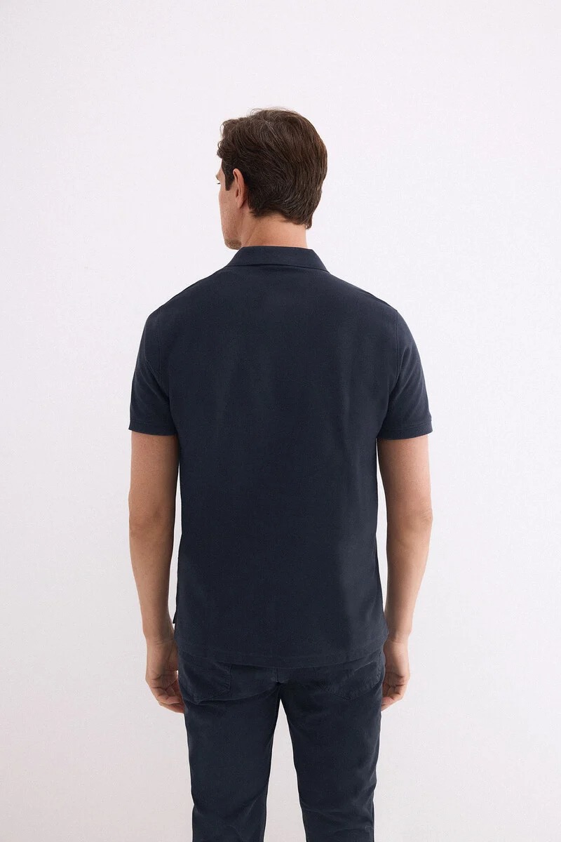 Polo me mëngë të shkurtra, Pedro del Hierro