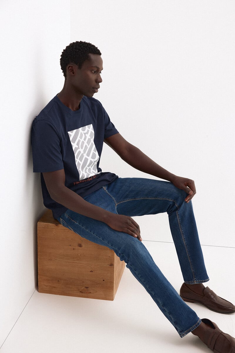 Bluzë, Pedro del Hierro