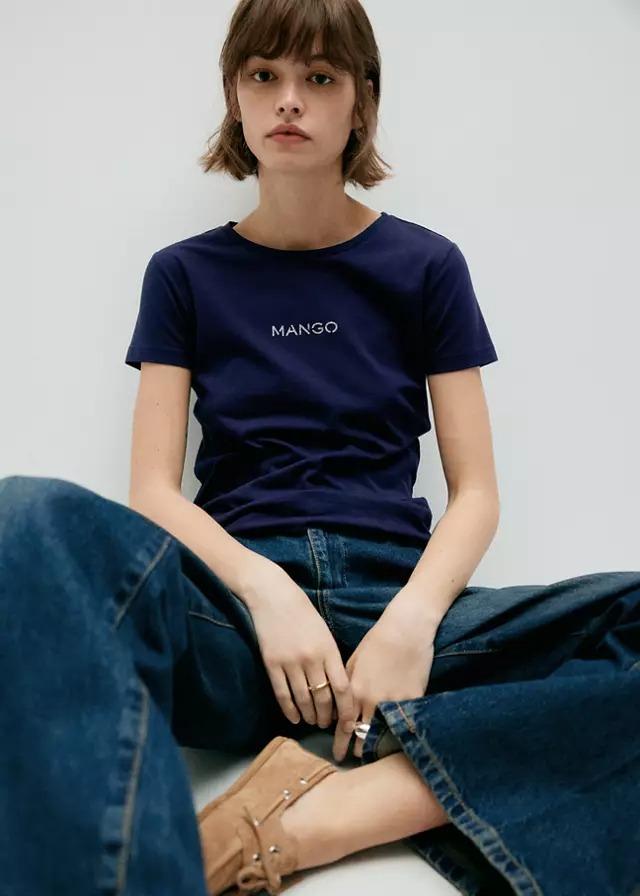 T-shirt pambuku, Mango