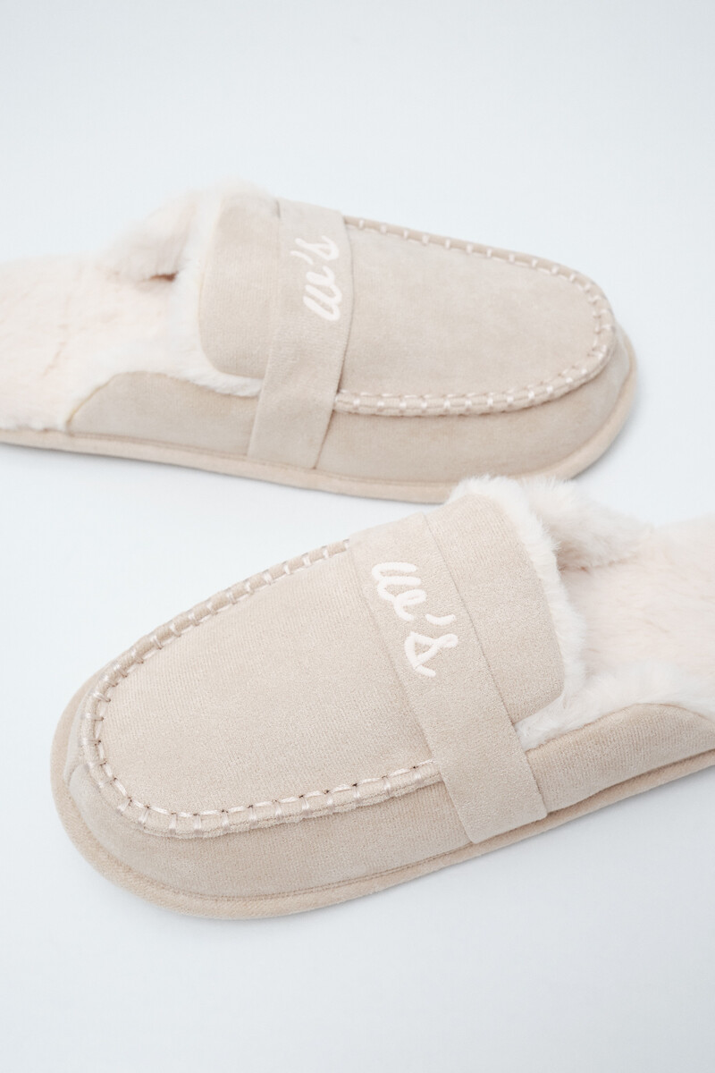 Pantofla, Women Secret