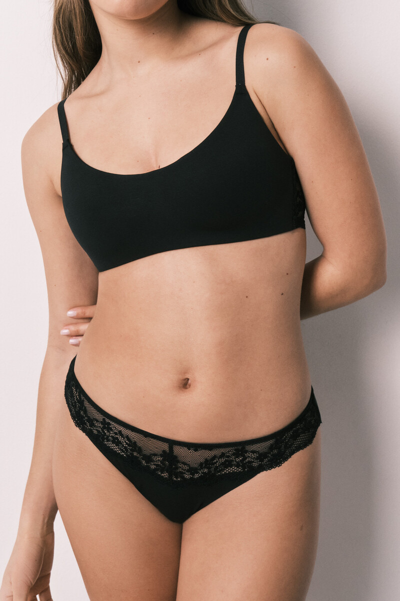 Mbathje klasike, Women Secret