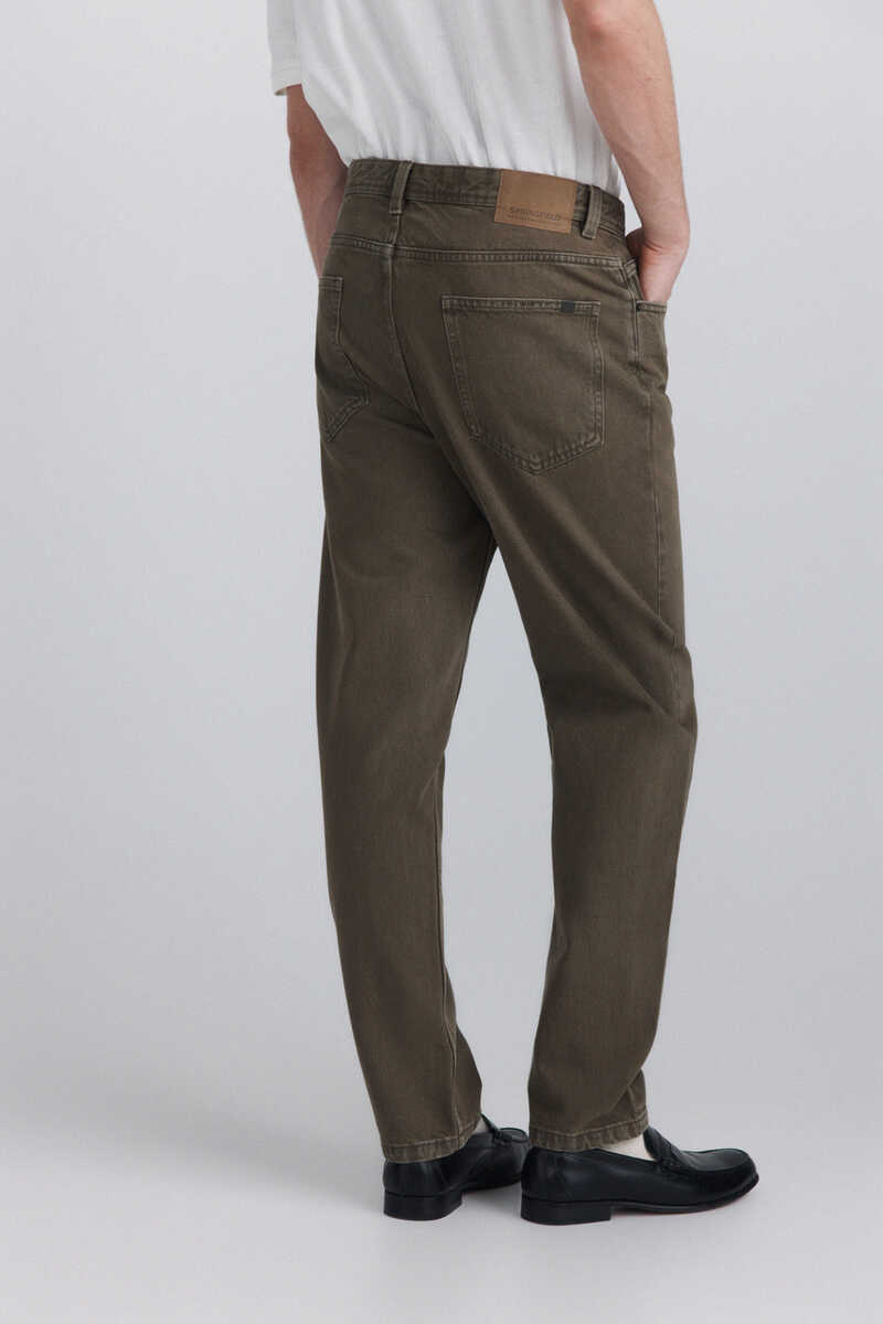 Pantalloan të gjata, Springfield