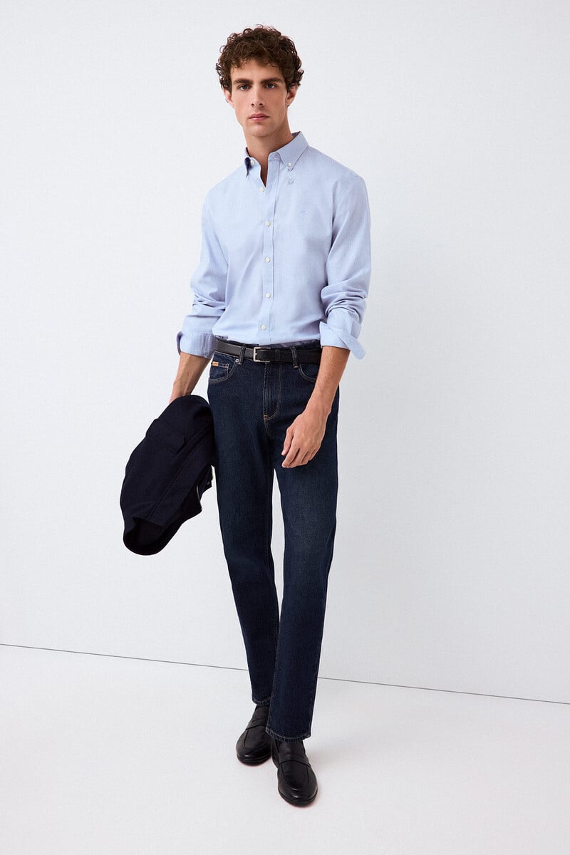 Këmishë, Pedro del Hierro