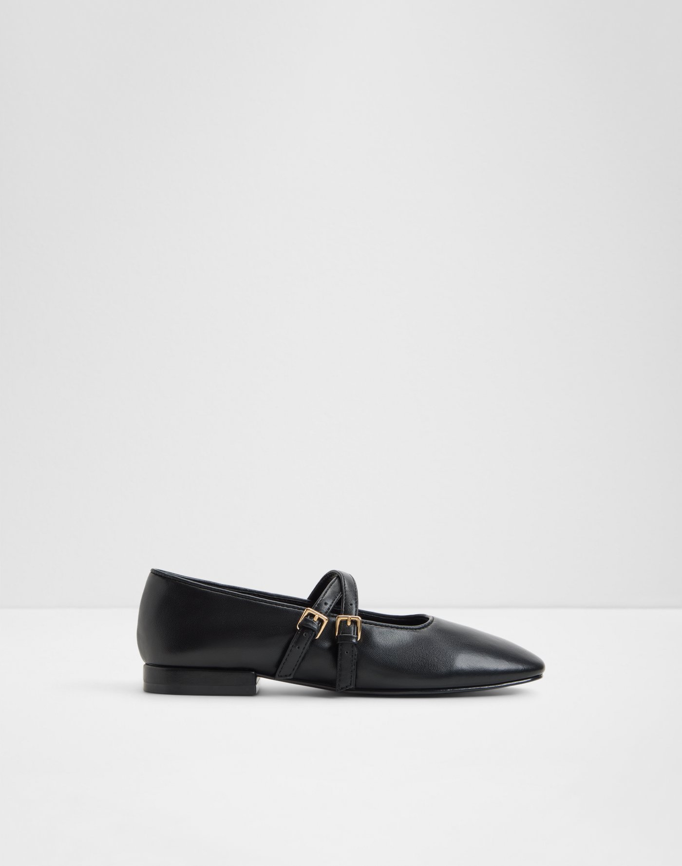 Balerina për femra, Aldo