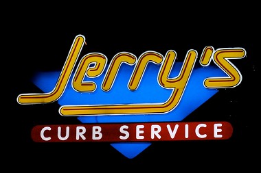 Jerry's Curb Service logo