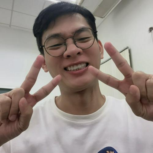 •💎• 😈:ข้าวผัดกุ้ง-profile