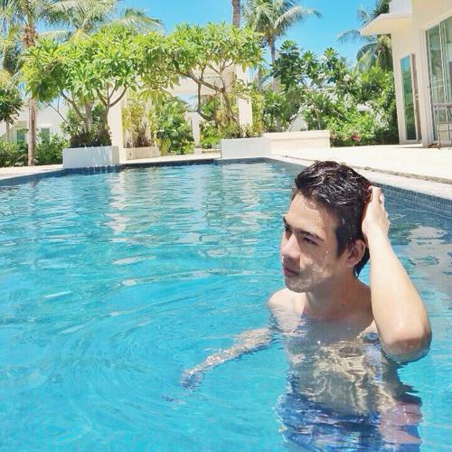 รูปภาพปก Live ห้อง 😬 ของ •💎• 😈M K 🍲 