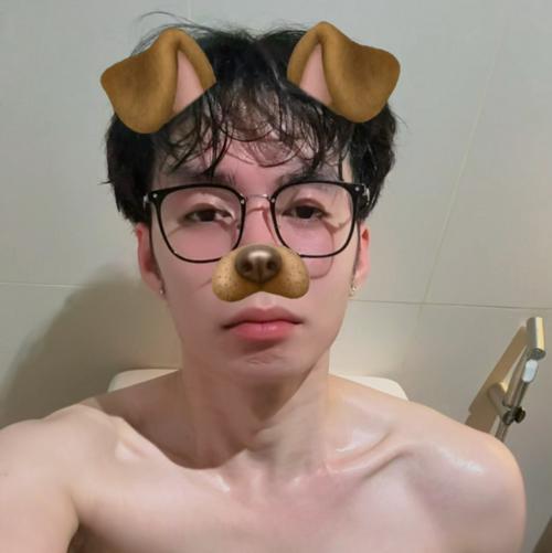 ⭕️• หมาใส่แว่น🐶-profile