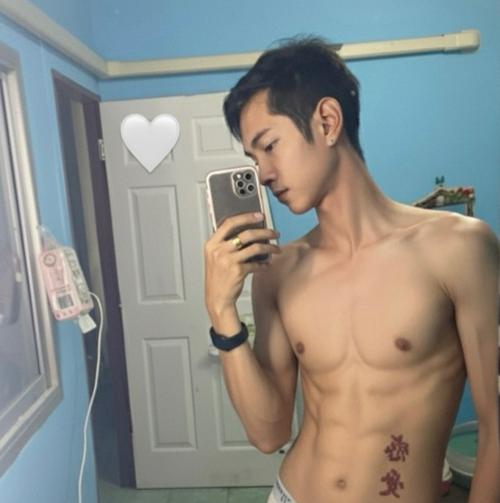 🦊• หื่นน้อย-profile