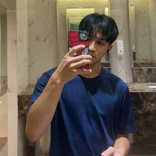 ☀️• ไอ แว่น-profile