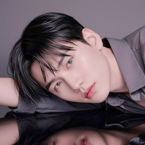 ⭕️•nævis 💮-profile