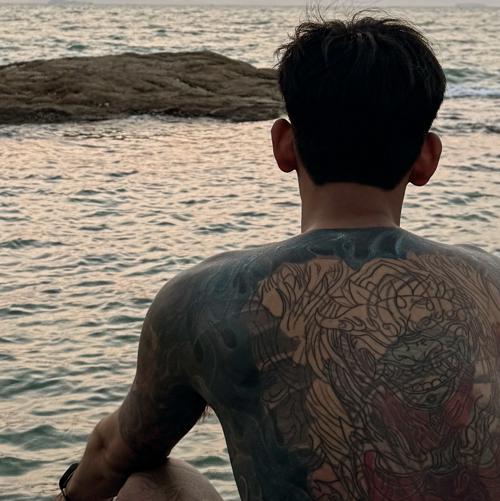 [🎪]• Kam.2002-profile