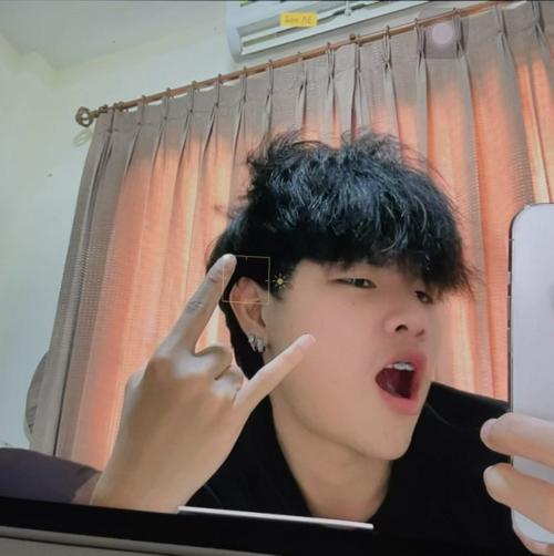 ⭕️• นับสาม🦦-profile