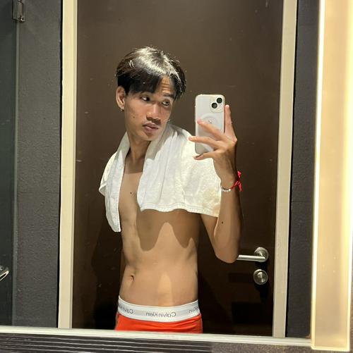 รูปภาพปก Live ห้อง แตกน้ำ 2ดีมะ💦 ของ 🍮• 🍩•เจ โน่' 