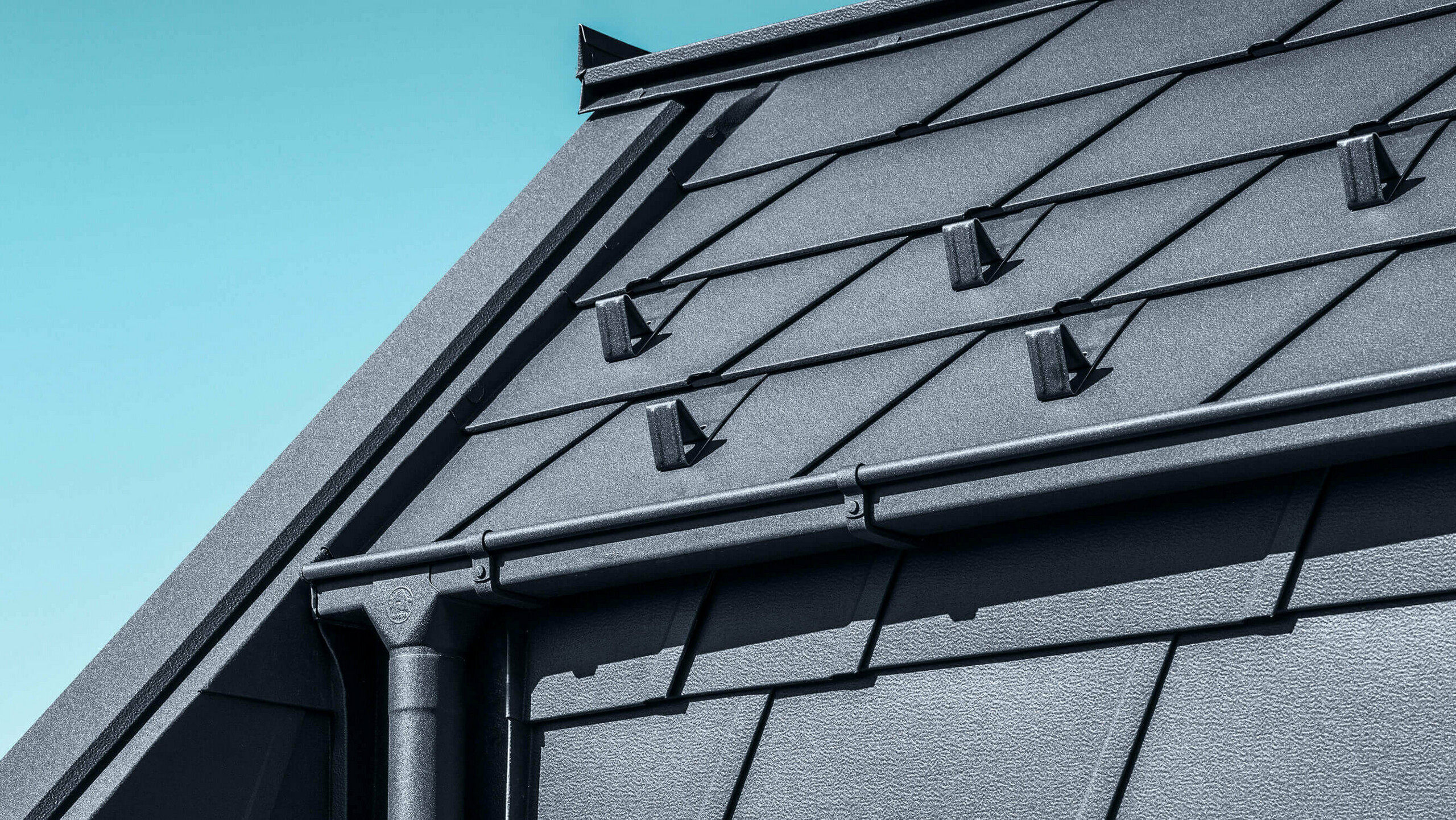 csm_kastenrinne_02_anthrazit_124b289608