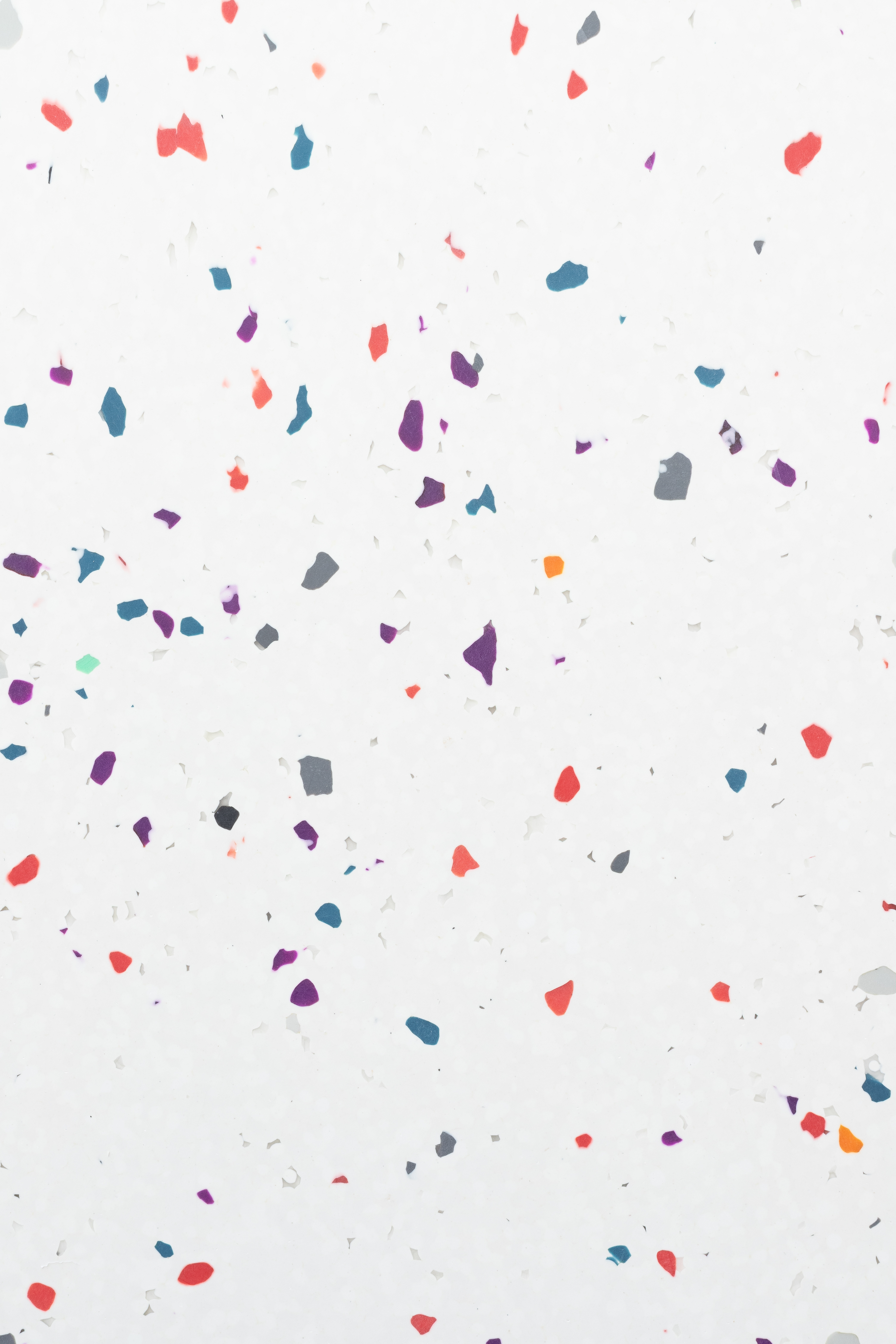 SoftSurface™ Soft White & Multicolor 004