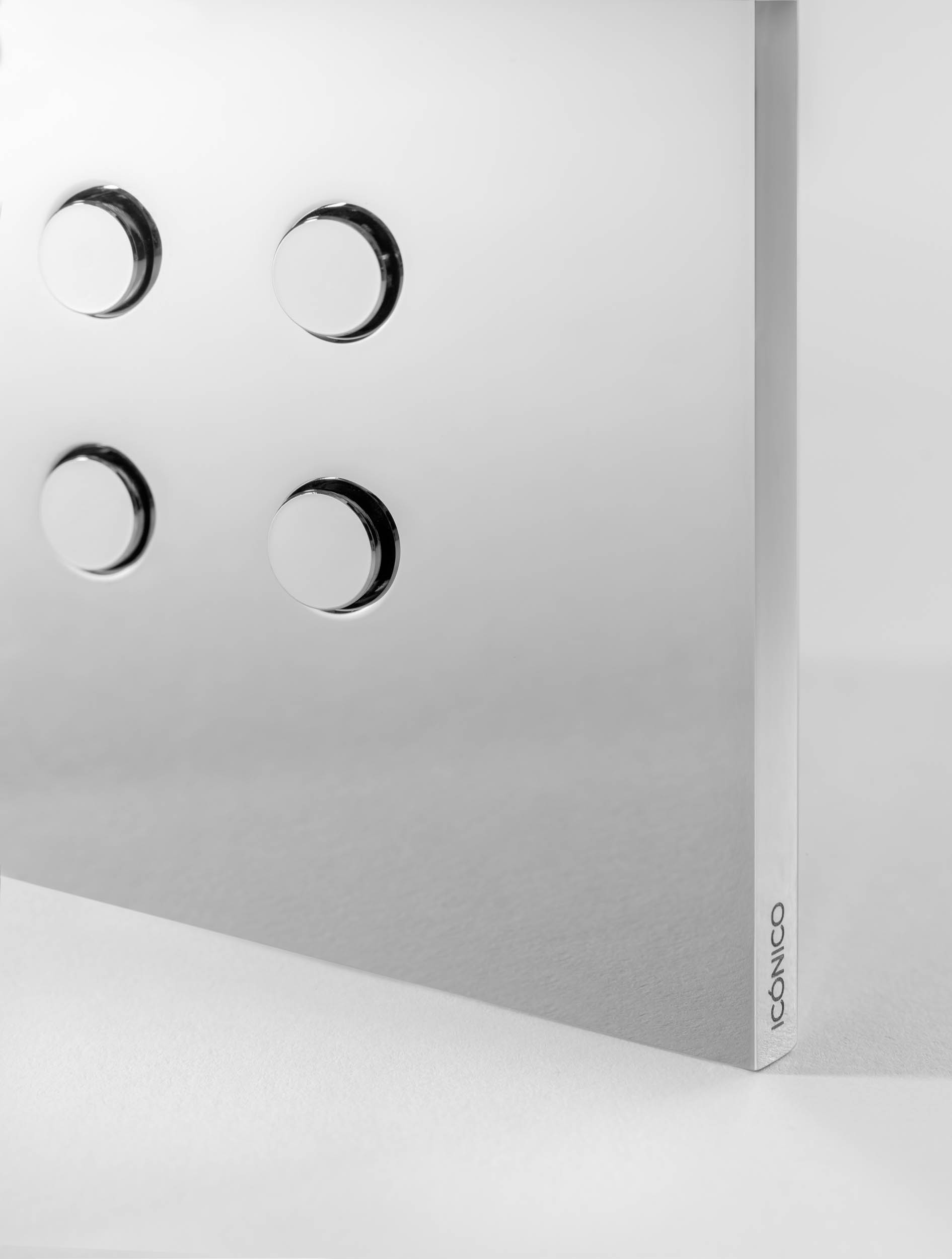 ICONICO_DETALLE 3_4_CROMO