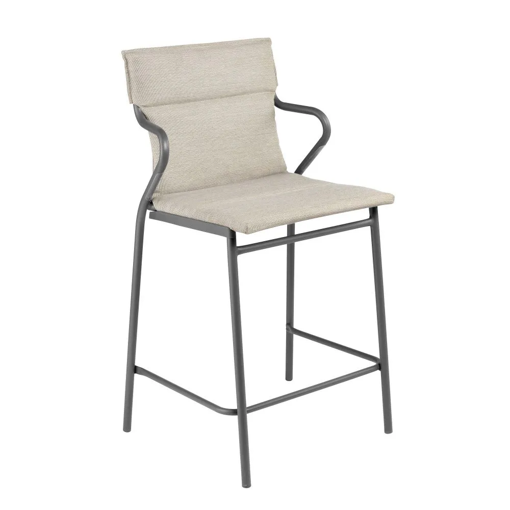 fauteuil-de-repas-matelasse-mi-haut-anc-ne-fauteuil-middle-beige-latte-tube-titane-lfm5184-7710-1 (1)