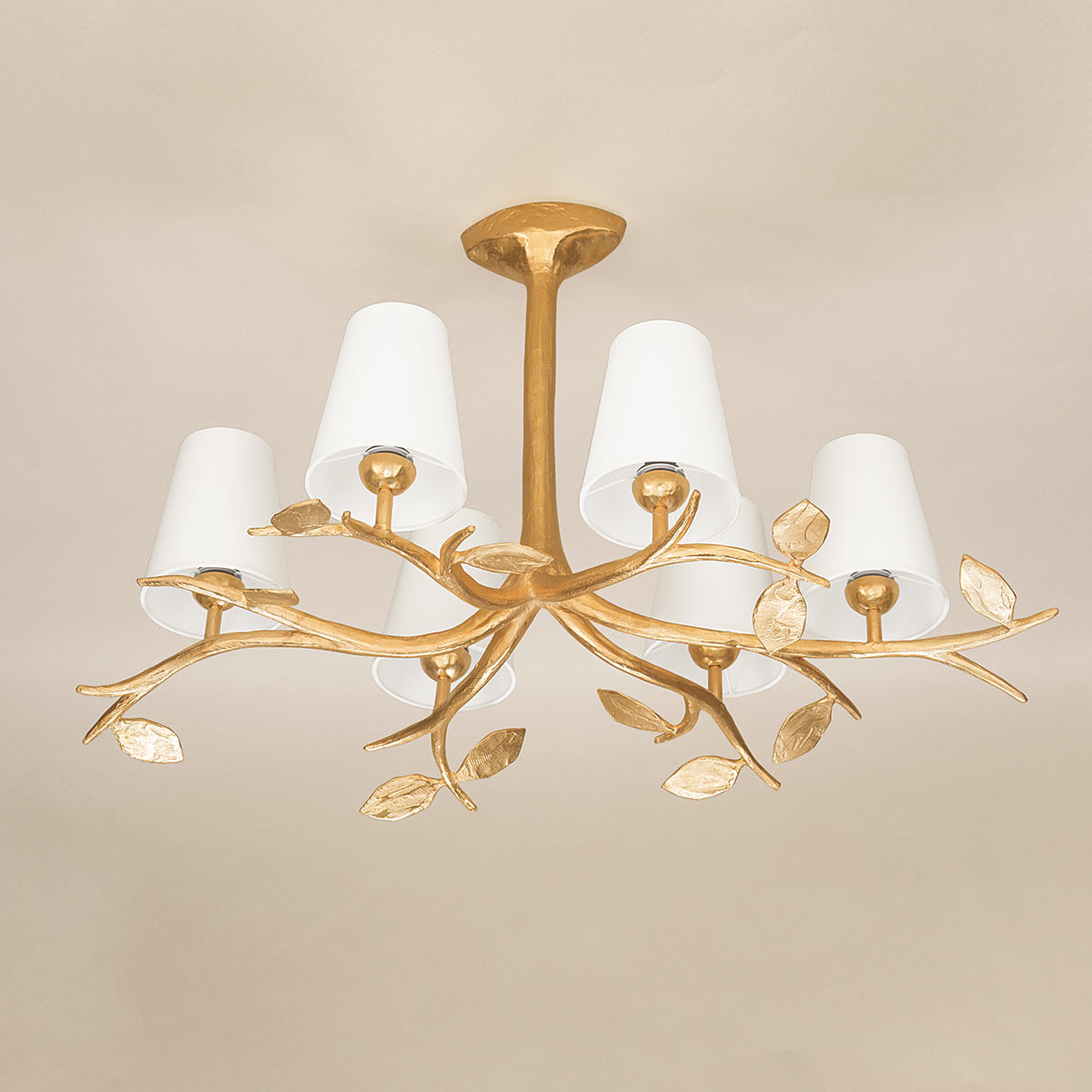 objet-insolite-folia-lustre-bronze-or-2021