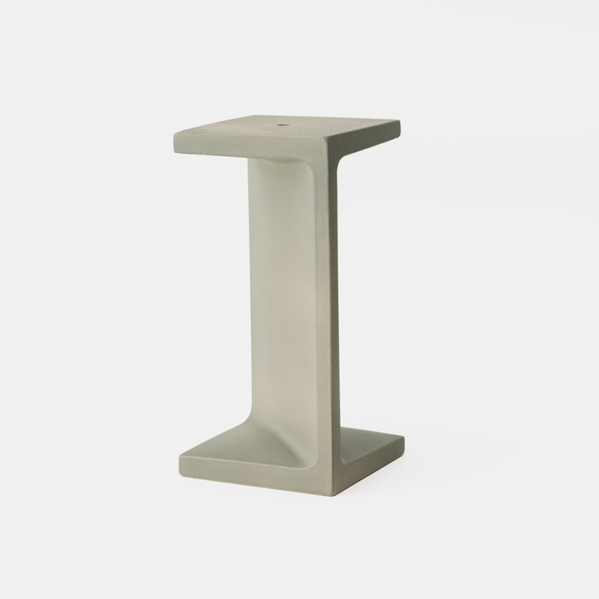 2972_n_mistral_owl_055_845