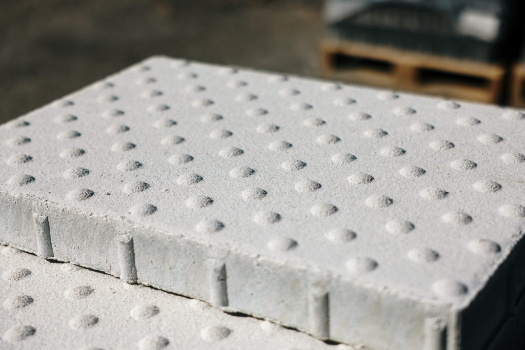 dalles_podotactiles-1024x683