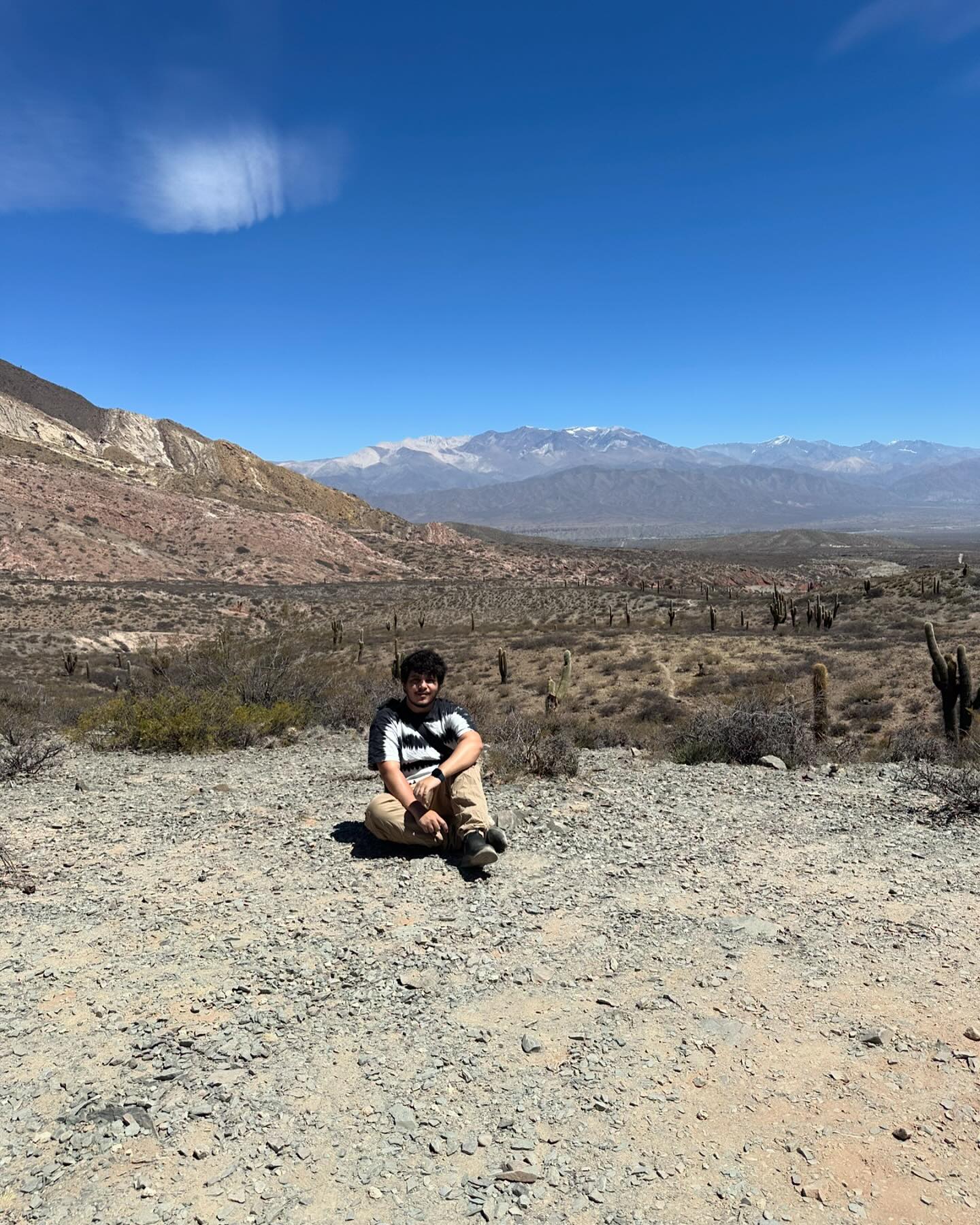 Some days in Salta, Argentina, I must say this trip was better than I expected, also my first trip with a good tripod and a @hoverair_global mini drone, the great selfie era is over